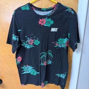 Nike Floral All-Over Print T-Shirt Black Graphic Tee Men’s Medium